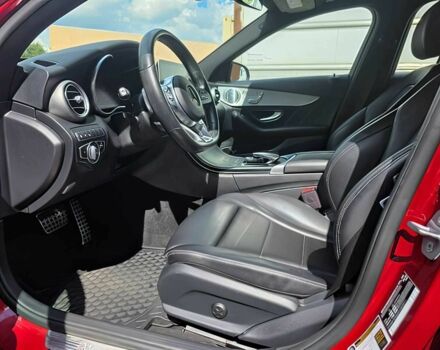 Красный Мерседес Ц-Класс, объемом двигателя 2 л и пробегом 31 тыс. км за 16900 $, фото 7 на Automoto.ua