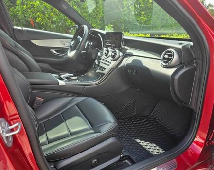 Красный Мерседес Ц-Класс, объемом двигателя 2 л и пробегом 31 тыс. км за 16900 $, фото 12 на Automoto.ua