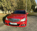 Червоний Мерседес Ц-Клас, об'ємом двигуна 2.2 л та пробігом 270 тис. км за 11000 $, фото 1 на Automoto.ua