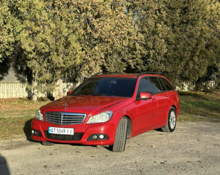 Червоний Мерседес Ц-Клас, об'ємом двигуна 2.2 л та пробігом 270 тис. км за 11000 $, фото 19 на Automoto.ua