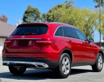 Красный Мерседес Ц-Класс, объемом двигателя 2 л и пробегом 45 тыс. км за 18000 $, фото 5 на Automoto.ua