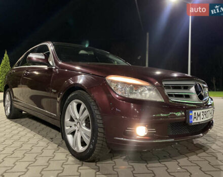 Червоний Мерседес Ц-Клас, об'ємом двигуна 1.8 л та пробігом 193 тис. км за 6999 $, фото 1 на Automoto.ua