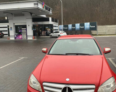 Червоний Мерседес Ц-Клас, об'ємом двигуна 2.1 л та пробігом 263 тис. км за 6360 $, фото 1 на Automoto.ua
