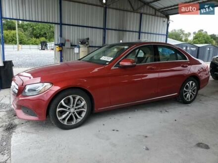 Мерседес Ц-Класс 2016 в Черкассах на Automoto.ua Красный Мерседес Ц-Класс, объемом двигателя 1.99 л и пробегом 32 тыс. км за 3800 $, фото 1 на Automoto.ua