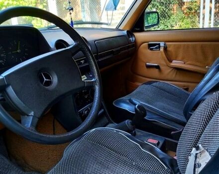 Мерседес Ц-Клас, об'ємом двигуна 3 л та пробігом 250 тис. км за 1000 $, фото 2 на Automoto.ua