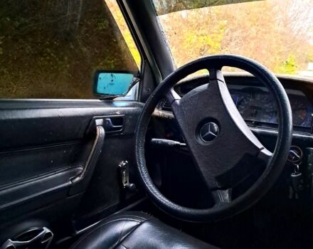 Мерседес Ц-Клас, об'ємом двигуна 2 л та пробігом 840 тис. км за 1500 $, фото 2 на Automoto.ua