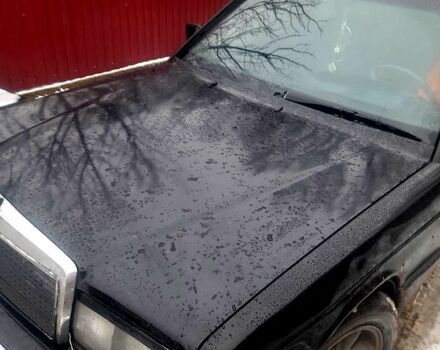 Мерседес Ц-Класс, объемом двигателя 2 л и пробегом 180 тыс. км за 650 $, фото 3 на Automoto.ua