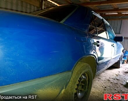 Мерседес Ц-Класс, объемом двигателя 2 л и пробегом 316 тыс. км за 3500 $, фото 3 на Automoto.ua