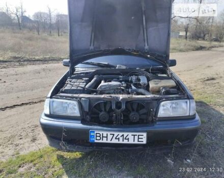 Мерседес Ц-Клас, об'ємом двигуна 0 л та пробігом 318 тис. км за 1800 $, фото 9 на Automoto.ua