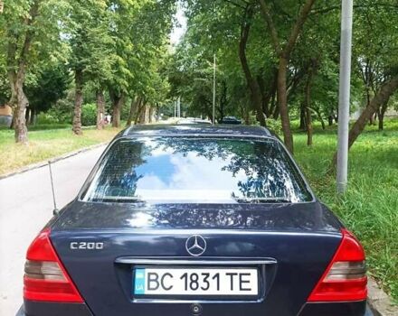 Мерседес Ц-Класс, объемом двигателя 2 л и пробегом 379 тыс. км за 2400 $, фото 3 на Automoto.ua