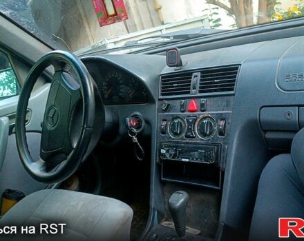 Мерседес Ц-Класс, объемом двигателя 1.8 л и пробегом 540 тыс. км за 900 $, фото 4 на Automoto.ua