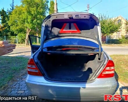 Мерседес Ц-Класс, объемом двигателя 2 л и пробегом 0 тыс. км за 4200 $, фото 5 на Automoto.ua