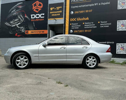 Мерседес Ц-Класс 2001 в Одессе на Automoto.ua Мерседес Ц-Класс, объемом двигателя 2.6 л и пробегом 288 тыс. км за 6300 $, фото 6 на Automoto.ua