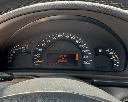Мерседес Ц-Класс 2001 в Одессе на Automoto.ua Мерседес Ц-Класс, объемом двигателя 2.6 л и пробегом 288 тыс. км за 6300 $, фото 13 на Automoto.ua