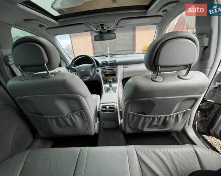 Мерседес Ц-Класс, объемом двигателя 2 л и пробегом 210 тыс. км за 4300 $, фото 18 на Automoto.ua