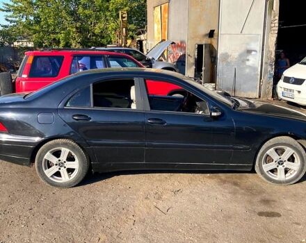 Мерседес Ц-Класс 2001 в Баштанке на Automoto.ua Мерседес Ц-Класс, объемом двигателя 2.2 л и пробегом 250 тыс. км за 3800 $, фото 6 на Automoto.ua