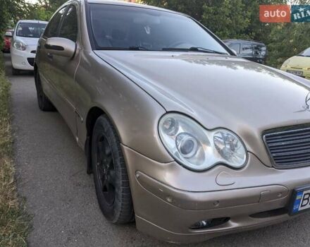 Мерседес Ц-Класс, объемом двигателя 1.8 л и пробегом 340 тыс. км за 6000 $, фото 7 на Automoto.ua