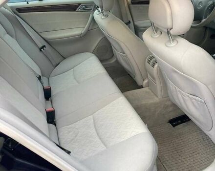 Мерседес Ц-Класс, объемом двигателя 1.8 л и пробегом 270 тыс. км за 5499 $, фото 15 на Automoto.ua