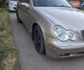 Мерседес Ц-Класс, объемом двигателя 1.8 л и пробегом 340 тыс. км за 6000 $, фото 4 на Automoto.ua