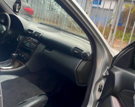 Мерседес Ц-Клас, об'ємом двигуна 2.6 л та пробігом 390 тис. км за 1700 $, фото 5 на Automoto.ua