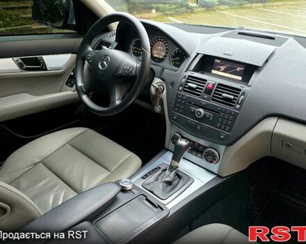 Мерседес Ц-Клас, об'ємом двигуна 3 л та пробігом 190 тис. км за 8200 $, фото 8 на Automoto.ua