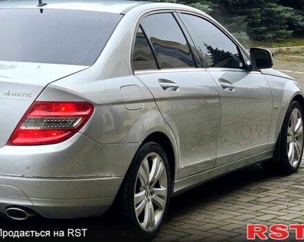 Мерседес Ц-Клас, об'ємом двигуна 3 л та пробігом 190 тис. км за 8200 $, фото 2 на Automoto.ua