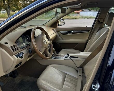 Мерседес Ц-Клас, об'ємом двигуна 2.2 л та пробігом 0 тис. км за 4999 $, фото 4 на Automoto.ua