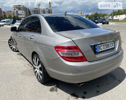 Мерседес Ц-Клас, об'ємом двигуна 2.2 л та пробігом 340 тис. км за 9200 $, фото 7 на Automoto.ua