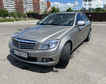 Мерседес Ц-Клас, об'ємом двигуна 2.2 л та пробігом 340 тис. км за 9200 $, фото 3 на Automoto.ua