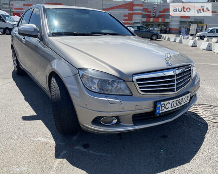 Мерседес Ц-Клас, об'ємом двигуна 2.2 л та пробігом 340 тис. км за 9200 $, фото 2 на Automoto.ua
