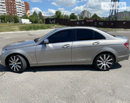 Мерседес Ц-Клас, об'ємом двигуна 2.2 л та пробігом 340 тис. км за 9200 $, фото 10 на Automoto.ua