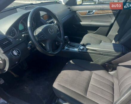 Мерседес Ц-Класс, объемом двигателя 1.8 л и пробегом 230 тыс. км за 9300 $, фото 2 на Automoto.ua