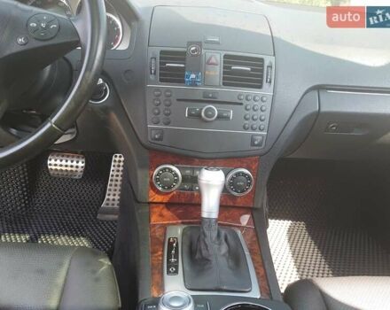 Мерседес Ц-Клас, об'ємом двигуна 3 л та пробігом 210 тис. км за 9900 $, фото 15 на Automoto.ua