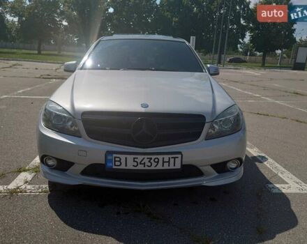 Мерседес Ц-Клас, об'ємом двигуна 3 л та пробігом 210 тис. км за 9900 $, фото 1 на Automoto.ua