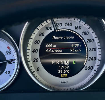 Мерседес Ц-Класс, объемом двигателя 0 л и пробегом 285 тыс. км за 14500 $, фото 12 на Automoto.ua