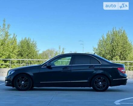 Мерседес Ц-Класс, объемом двигателя 2.2 л и пробегом 206 тыс. км за 12400 $, фото 19 на Automoto.ua