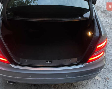 Мерседес Ц-Класс, объемом двигателя 0 л и пробегом 285 тыс. км за 14500 $, фото 7 на Automoto.ua