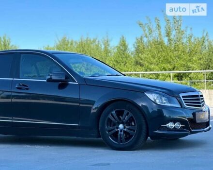 Мерседес Ц-Класс, объемом двигателя 2.2 л и пробегом 206 тыс. км за 12400 $, фото 17 на Automoto.ua
