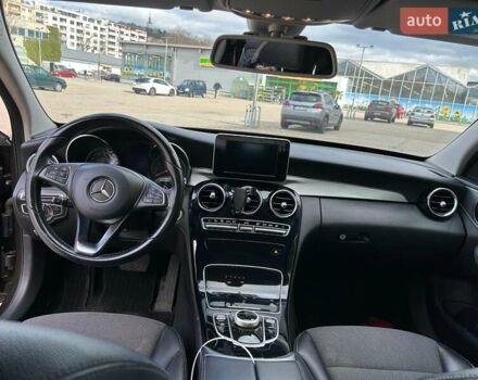 Мерседес Ц-Клас, об'ємом двигуна 1.8 л та пробігом 175 тис. км за 19000 $, фото 14 на Automoto.ua