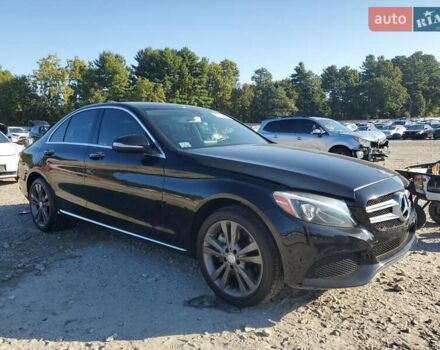 Мерседес Ц-Класс, объемом двигателя 1.99 л и пробегом 63 тыс. км за 3500 $, фото 3 на Automoto.ua