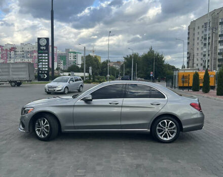 Мерседес Ц-Класс, объемом двигателя 2 л и пробегом 155 тыс. км за 17999 $, фото 3 на Automoto.ua
