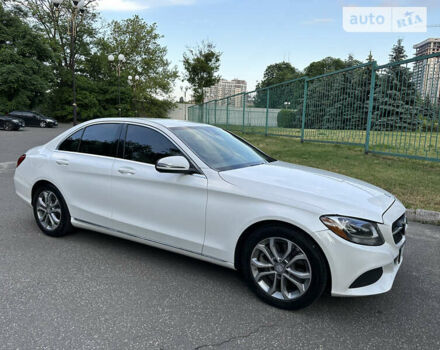 Мерседес Ц-Класс, объемом двигателя 2 л и пробегом 140 тыс. км за 17900 $, фото 5 на Automoto.ua