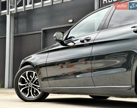 Мерседес Ц-Класс 2018 в Киеве на Automoto.ua Мерседес Ц-Класс, объемом двигателя 2 л и пробегом 37 тыс. км за 27990 $, фото 6 на Automoto.ua