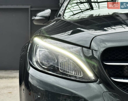 Мерседес Ц-Класс 2018 в Киеве на Automoto.ua Мерседес Ц-Класс, объемом двигателя 2 л и пробегом 37 тыс. км за 27990 $, фото 9 на Automoto.ua