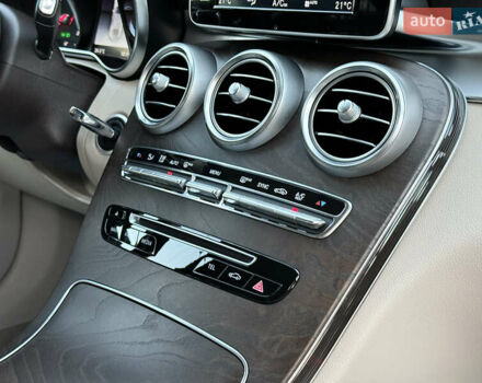 Мерседес Ц-Класс 2018 в Киеве на Automoto.ua Мерседес Ц-Класс, объемом двигателя 2 л и пробегом 37 тыс. км за 27990 $, фото 50 на Automoto.ua