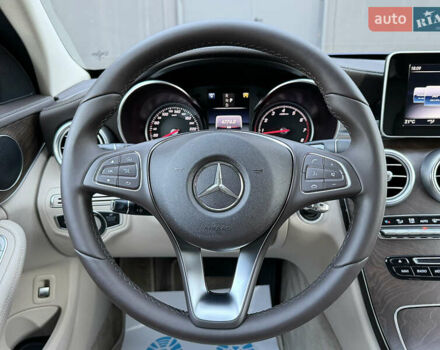 Мерседес Ц-Класс 2018 в Киеве на Automoto.ua Мерседес Ц-Класс, объемом двигателя 2 л и пробегом 37 тыс. км за 27990 $, фото 34 на Automoto.ua