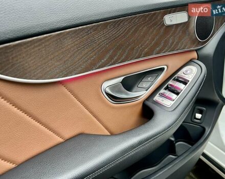 Мерседес Ц-Класс, объемом двигателя 1.6 л и пробегом 111 тыс. км за 26900 $, фото 15 на Automoto.ua