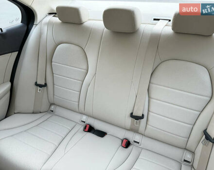 Мерседес Ц-Класс 2018 в Киеве на Automoto.ua Мерседес Ц-Класс, объемом двигателя 2 л и пробегом 37 тыс. км за 27990 $, фото 25 на Automoto.ua