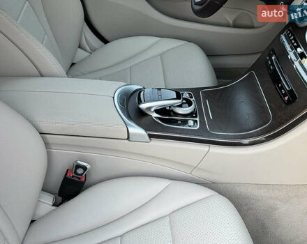 Мерседес Ц-Класс 2018 в Киеве на Automoto.ua Мерседес Ц-Класс, объемом двигателя 2 л и пробегом 37 тыс. км за 27990 $, фото 36 на Automoto.ua