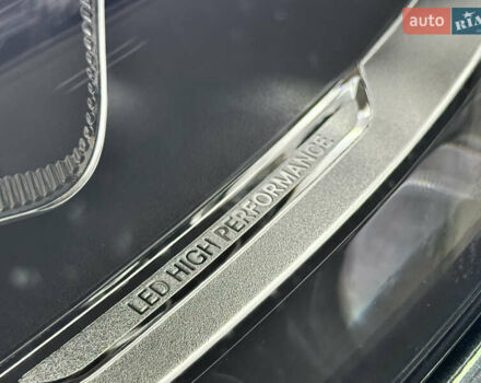 Мерседес Ц-Класс 2018 в Киеве на Automoto.ua Мерседес Ц-Класс, объемом двигателя 2 л и пробегом 37 тыс. км за 27990 $, фото 12 на Automoto.ua